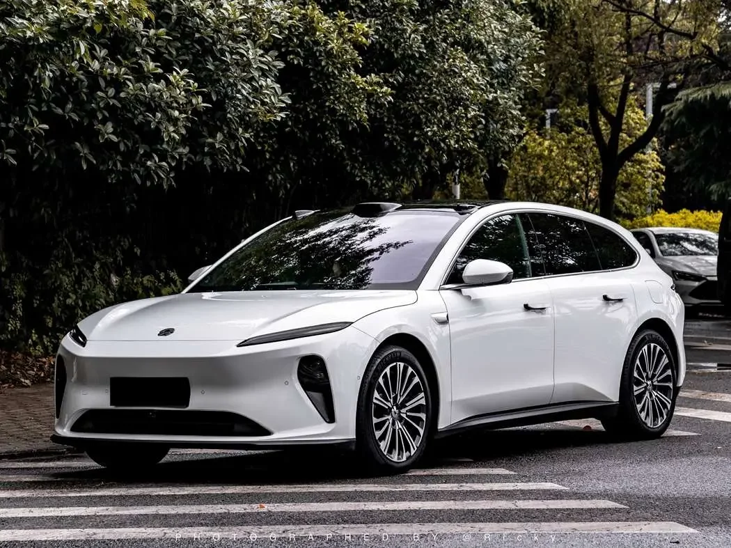 NIO ET5T  из Китая