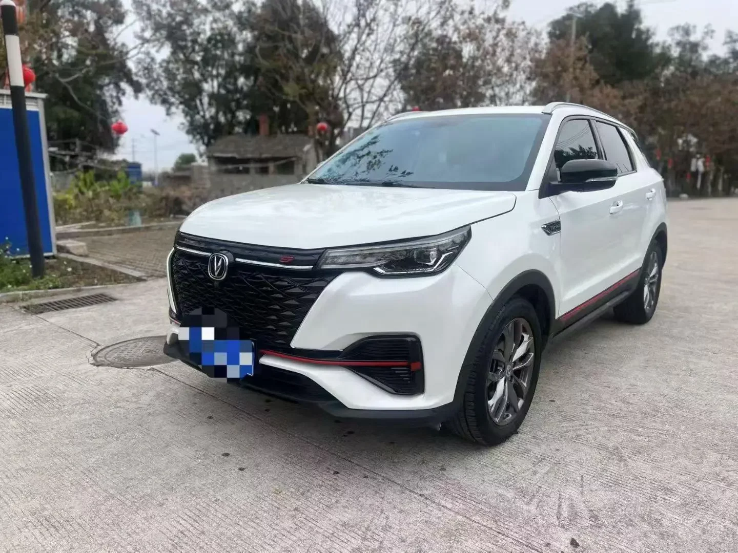 Changan UNI-T  из Китая