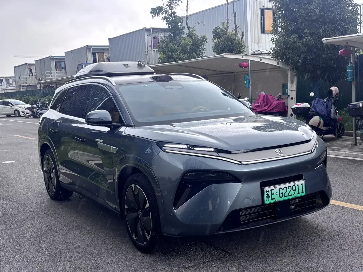 BYD Tang L DM