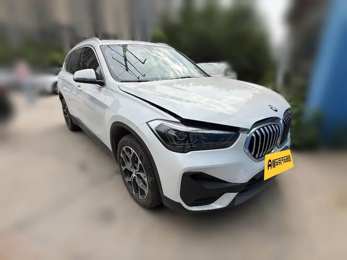 BMW X1