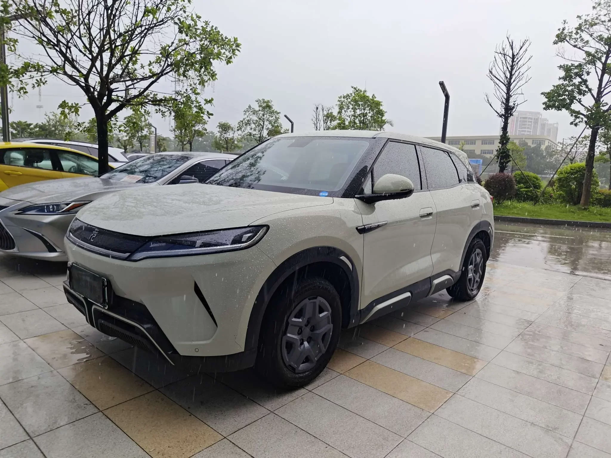 BYD Yuan UP