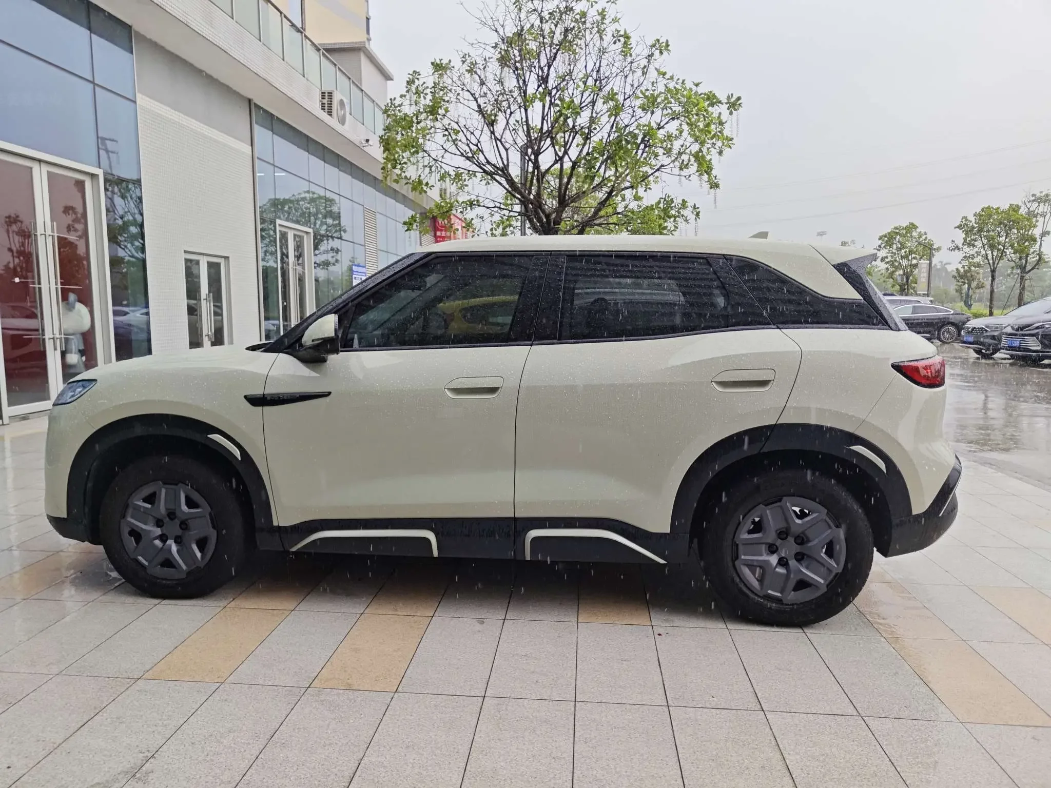BYD Yuan UP