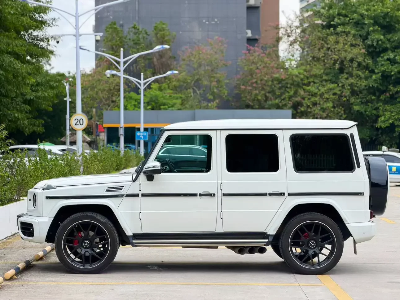 Mercedes-Benz G Class