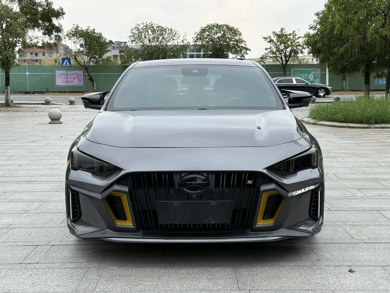 GAC Trumpchi Empow  из Китая