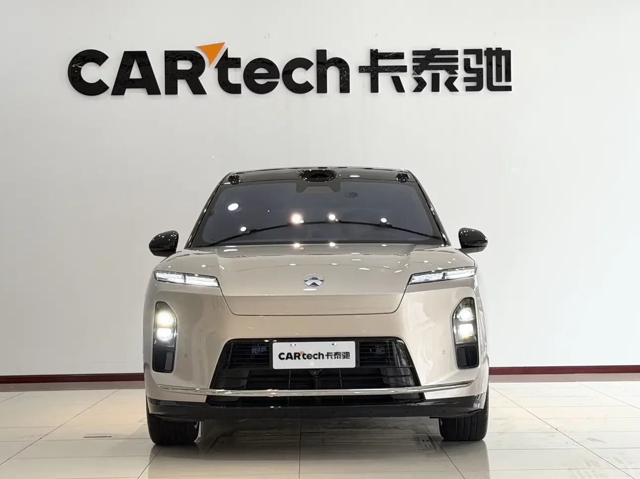 NIO ES8  из Китая