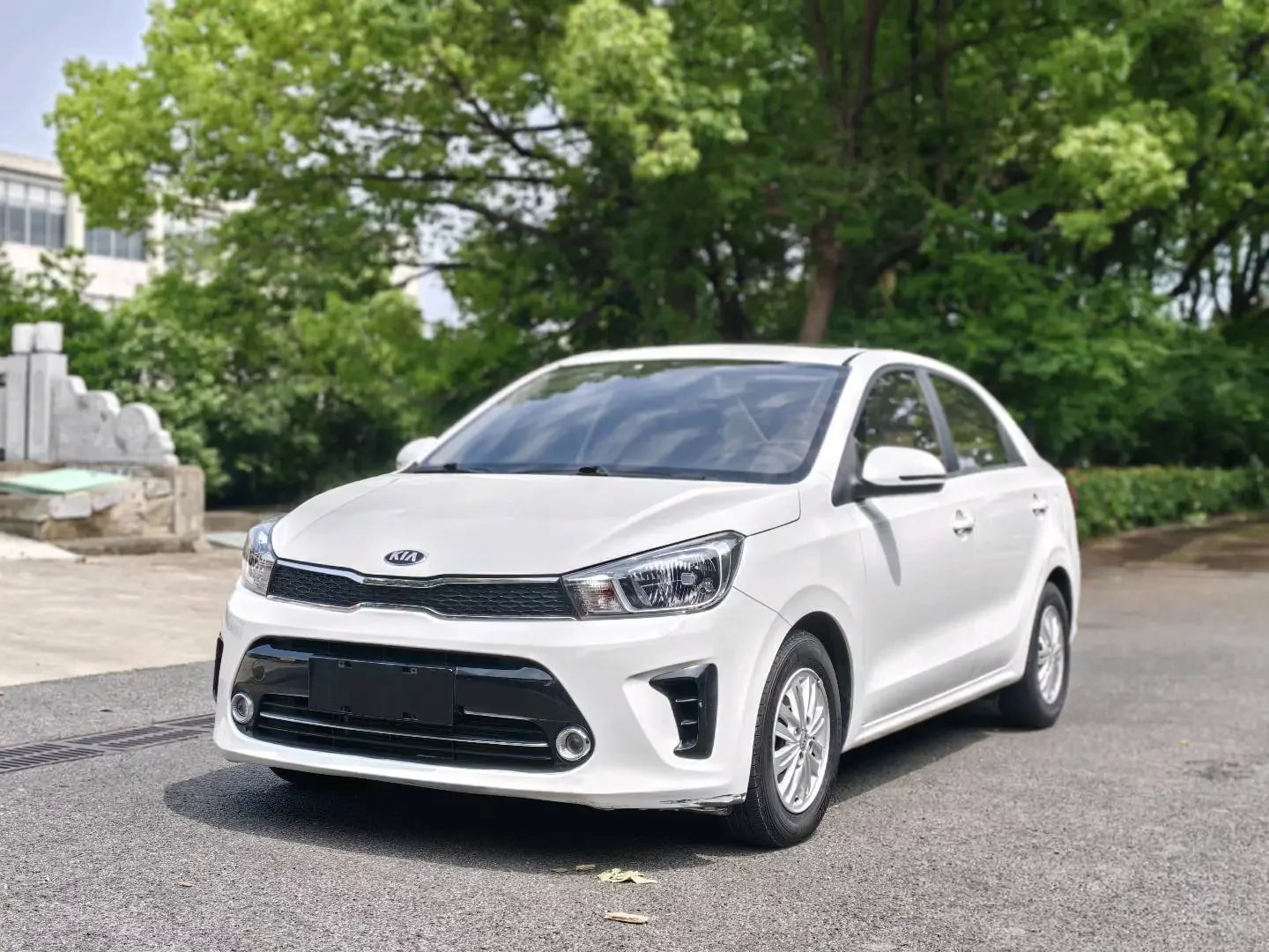 Kia Pegas
