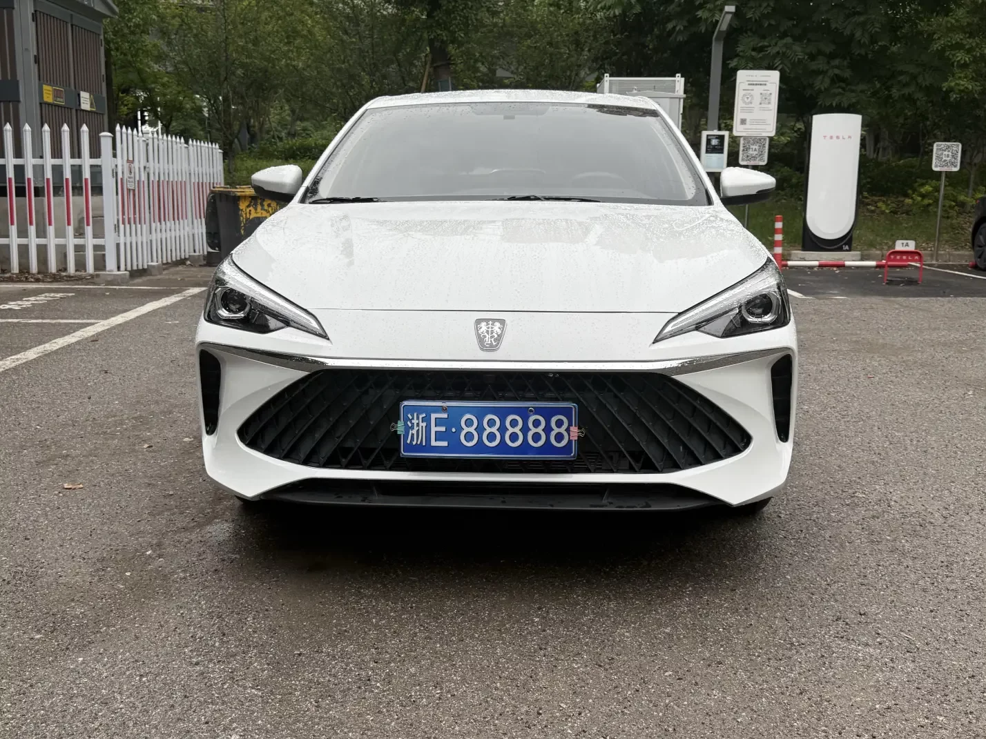 Roewe i5
