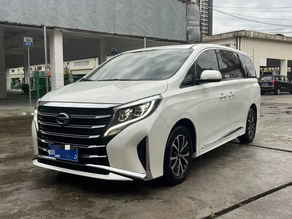GAC Trumpchi M8  из Китая