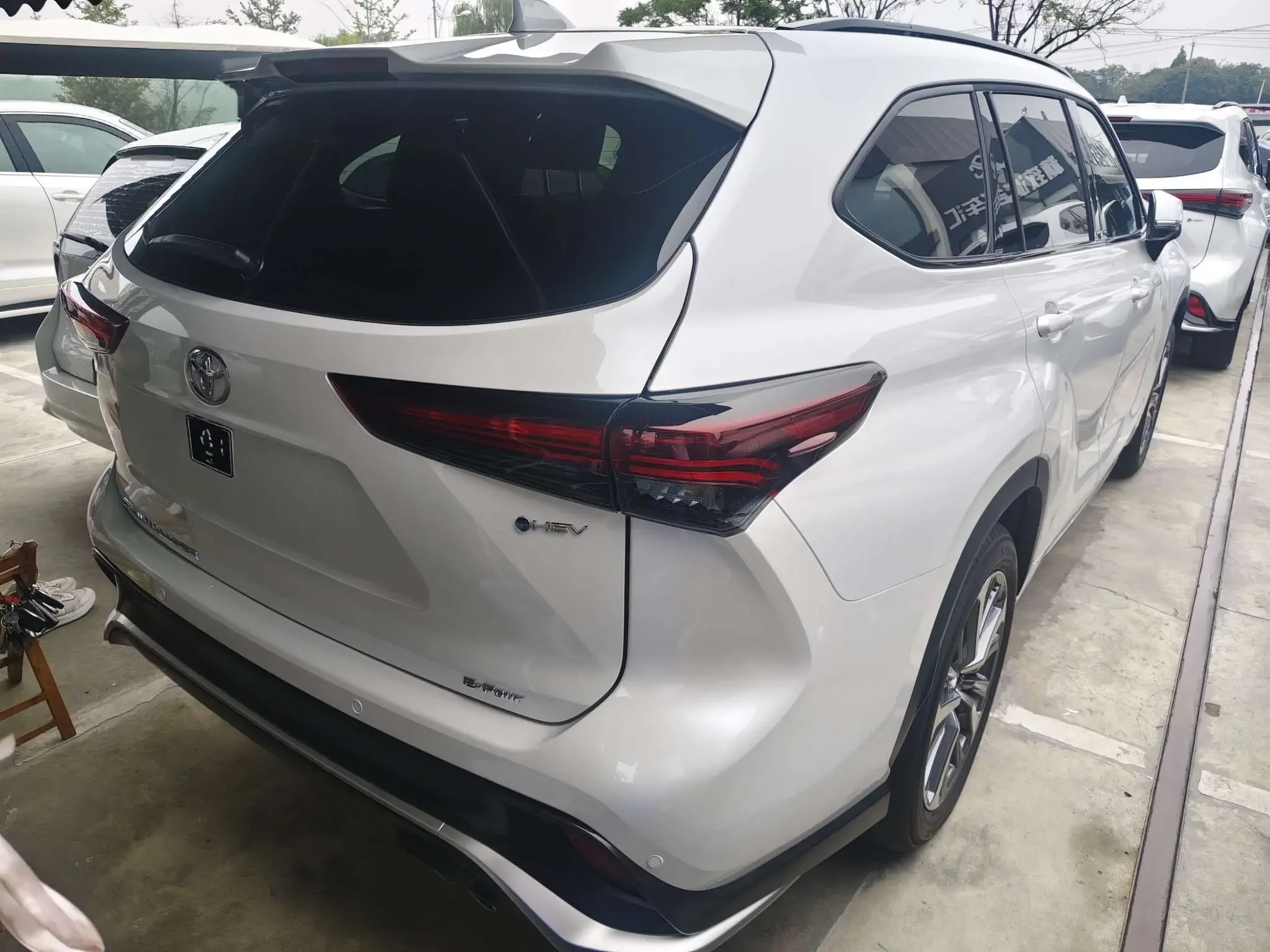 Toyota Crown Kluger