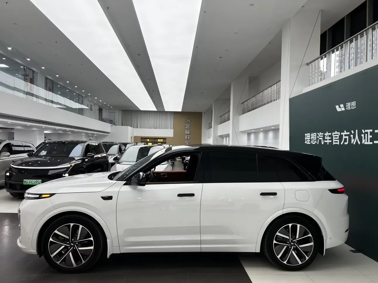 Lixiang L7