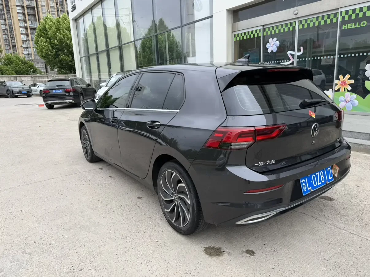 Volkswagen golf