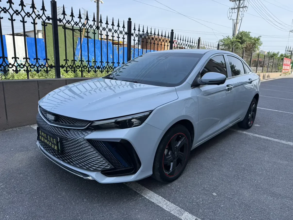 Geely Emgrand L HiP