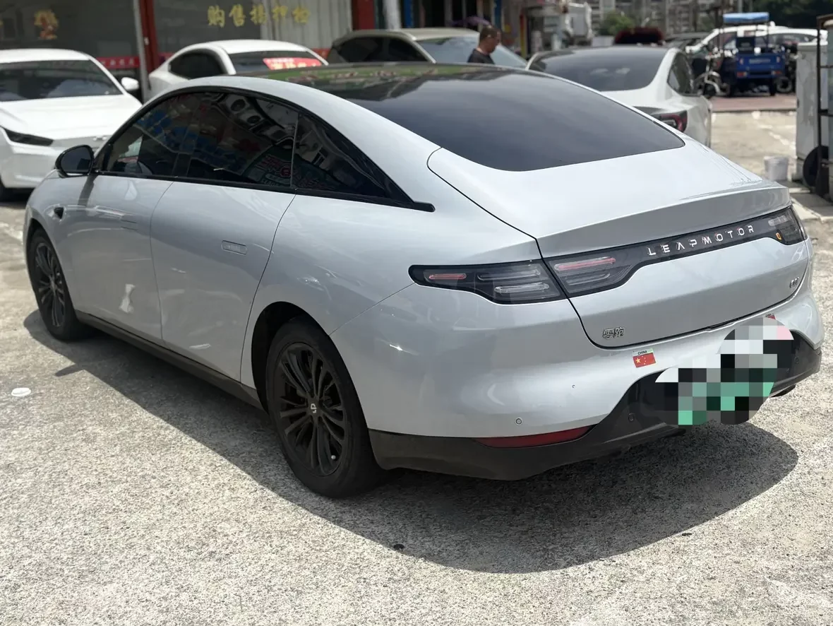Leapmotor Zero running C01