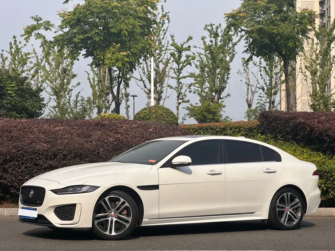 Jaguar XEL