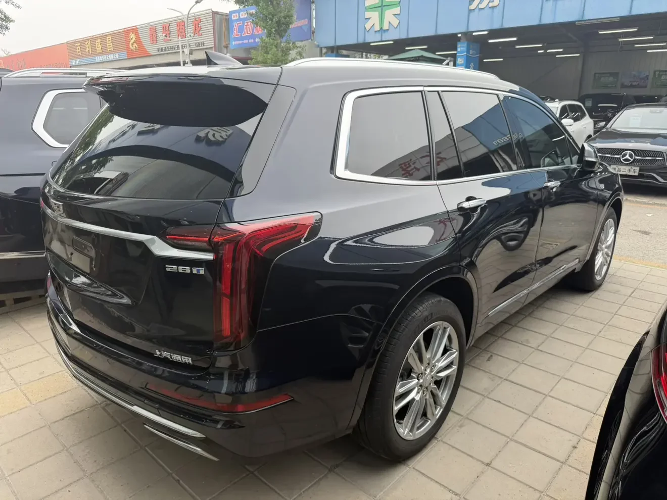 Cadillac XT6