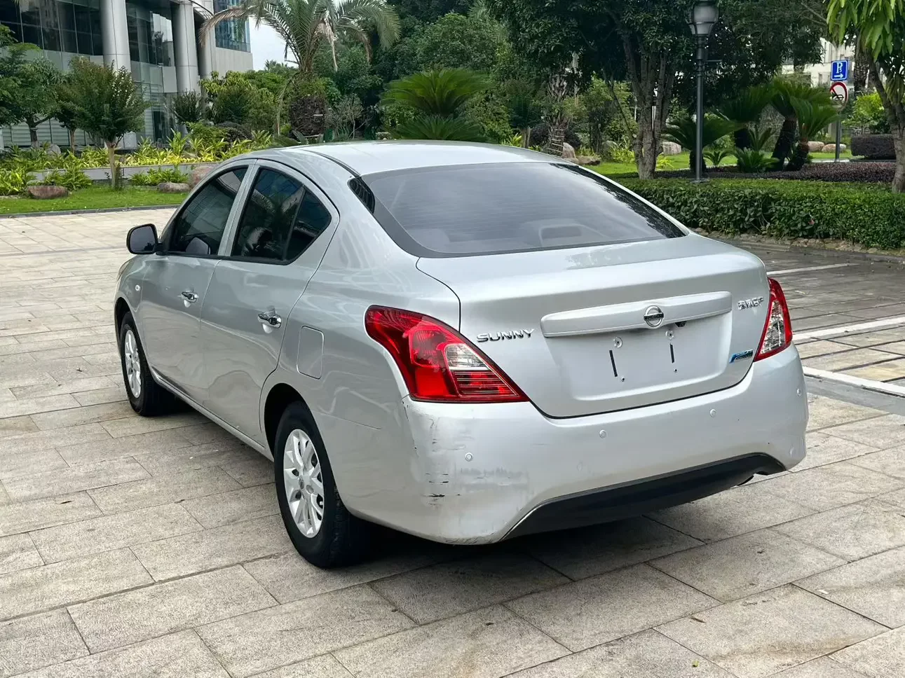 Nissan Sunlight