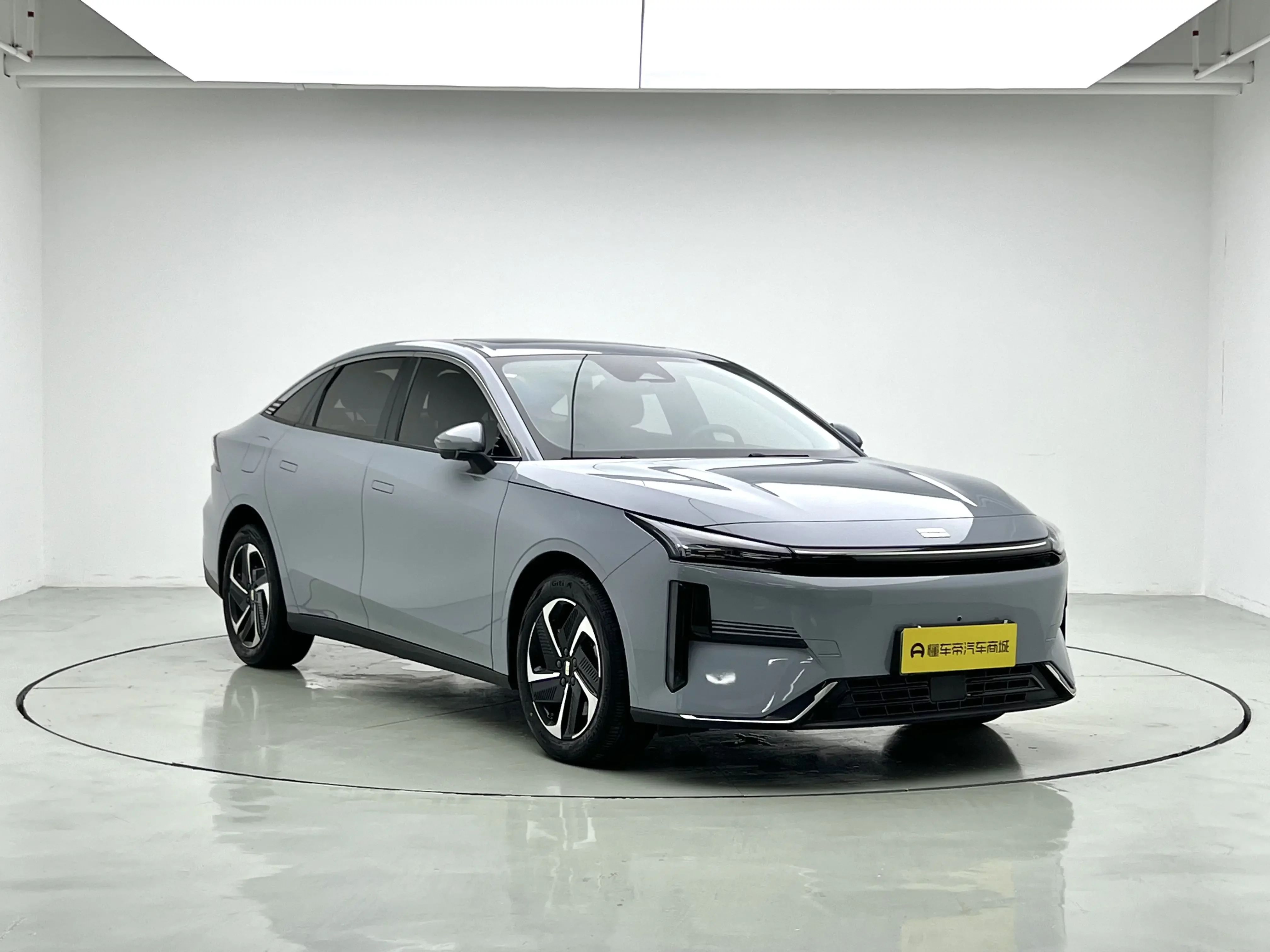 Geely Galaxy L6