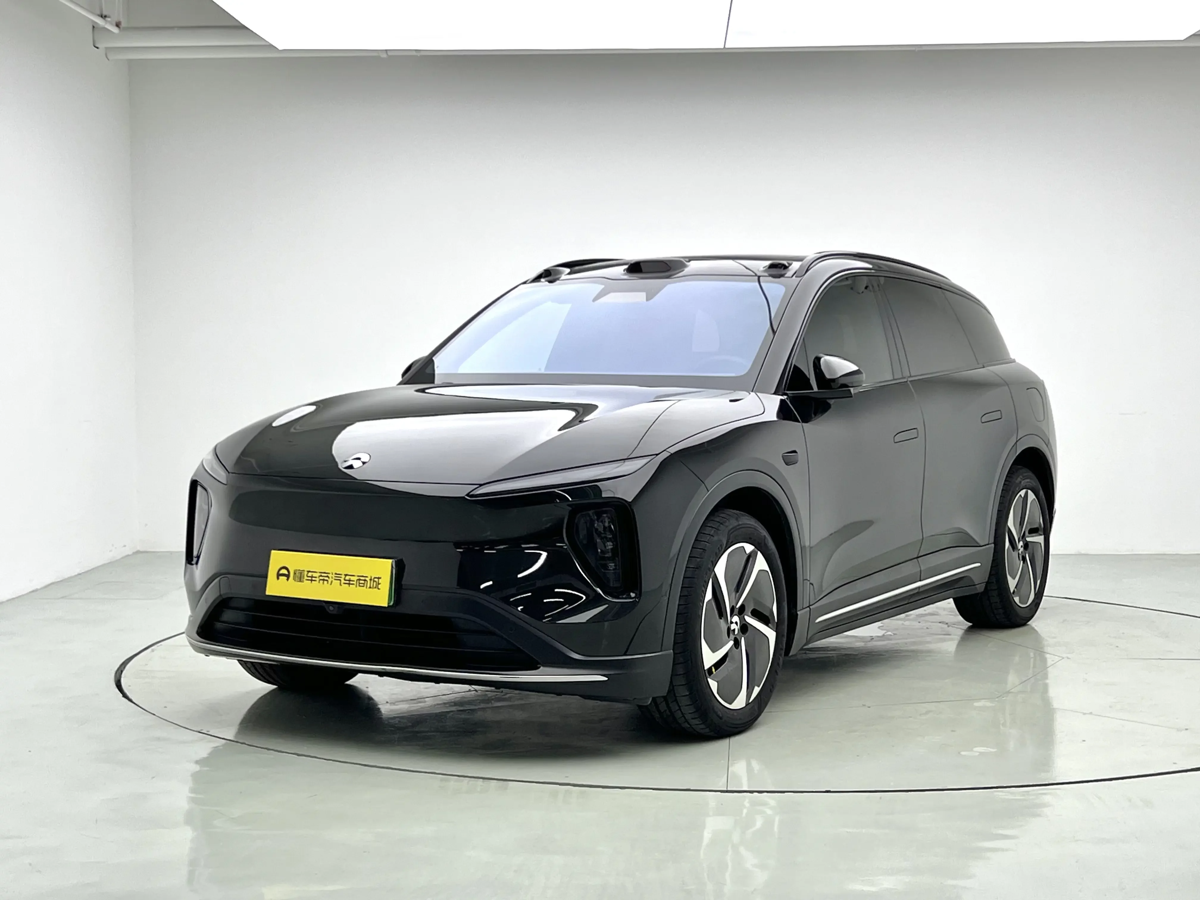 NIO ES6