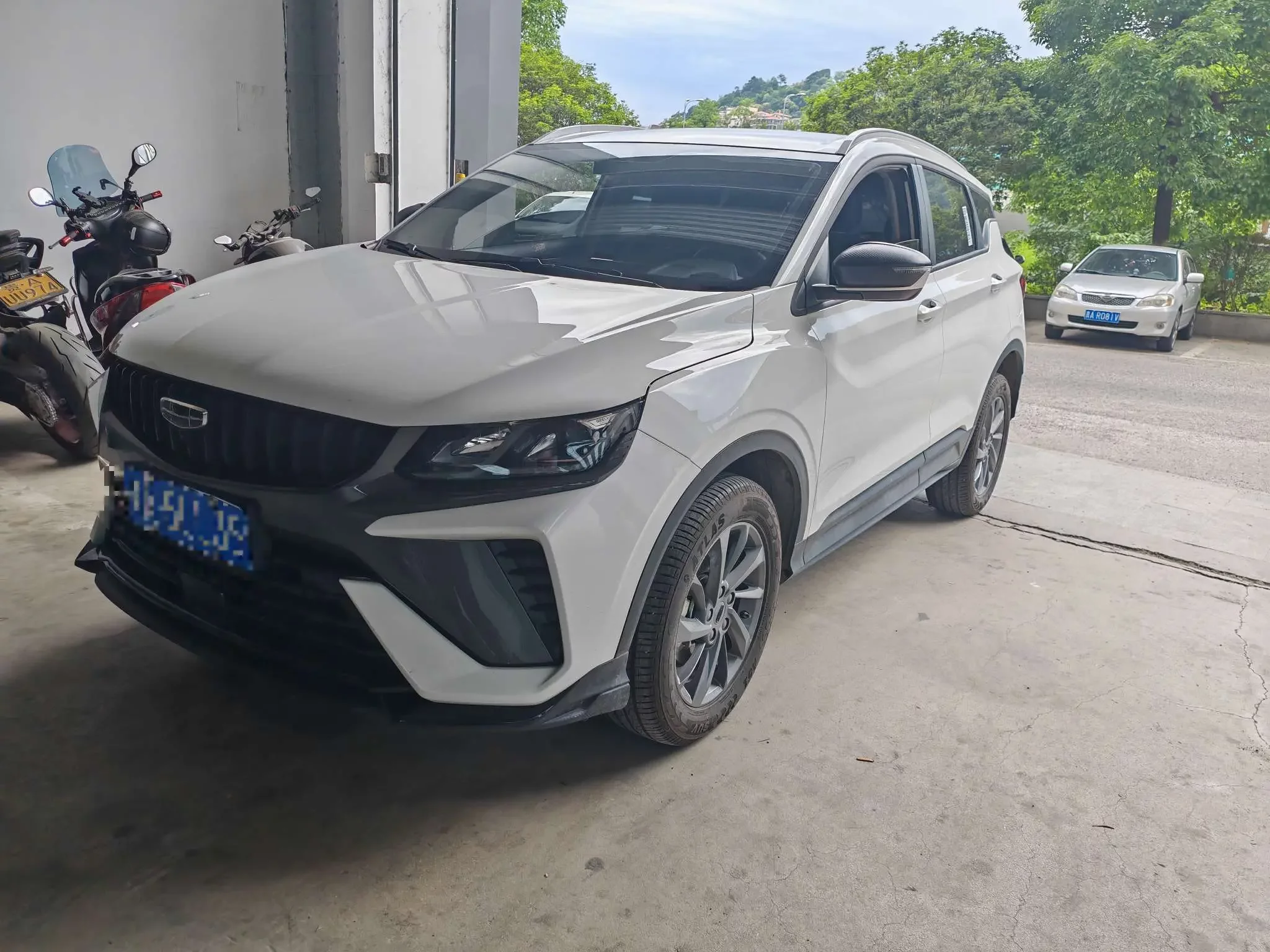 Geely Coolray SX11
