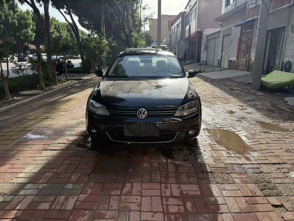 Volkswagen Sagitar