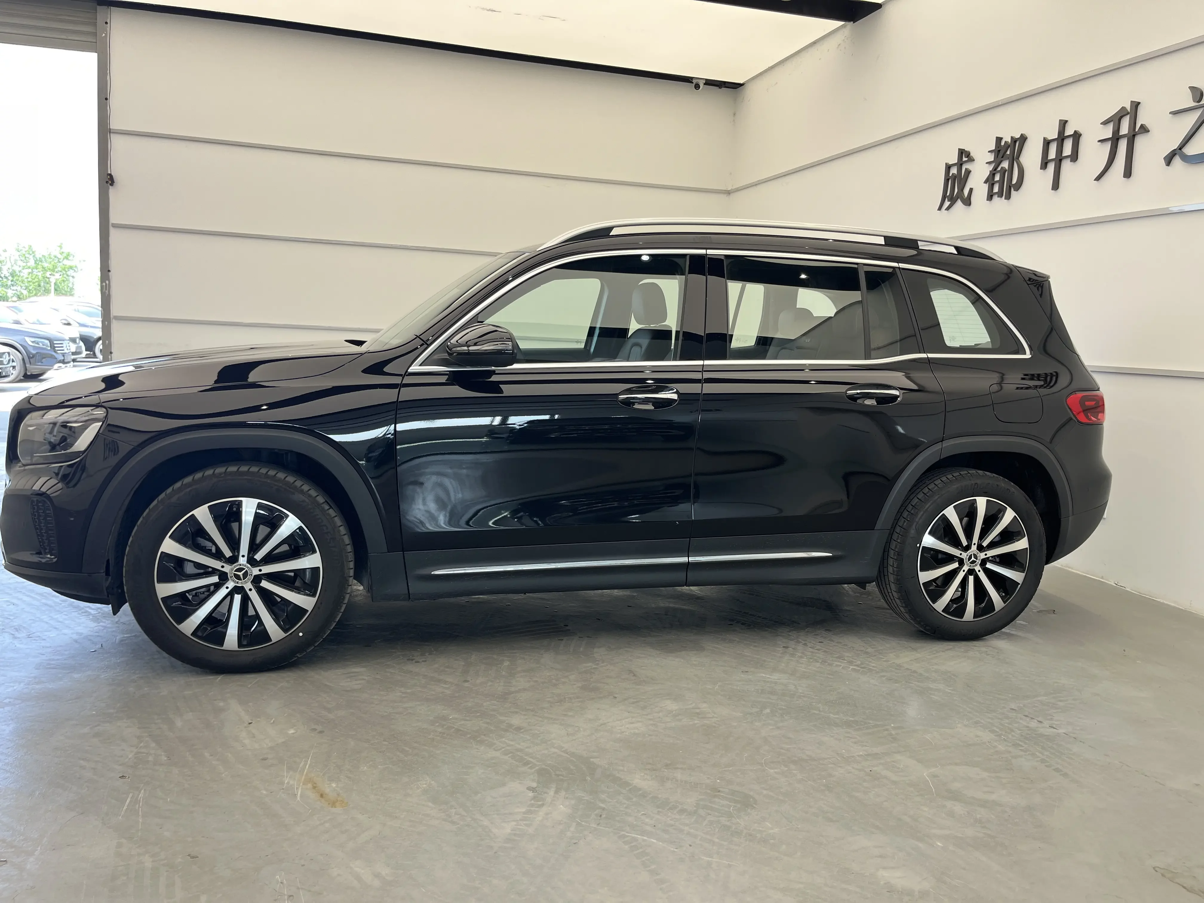 Mercedes-Benz GLB