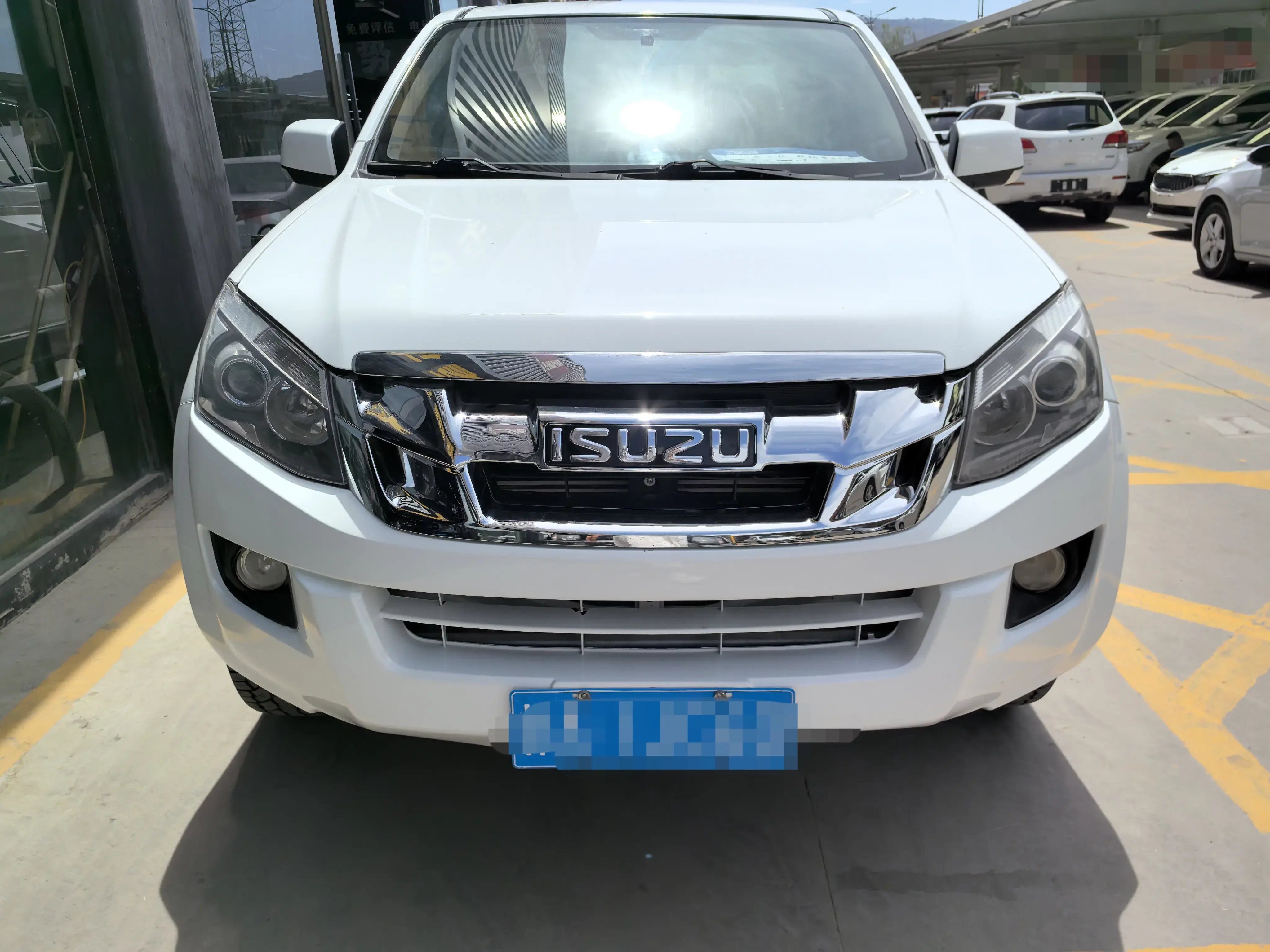 Isuzu Suzutaku
