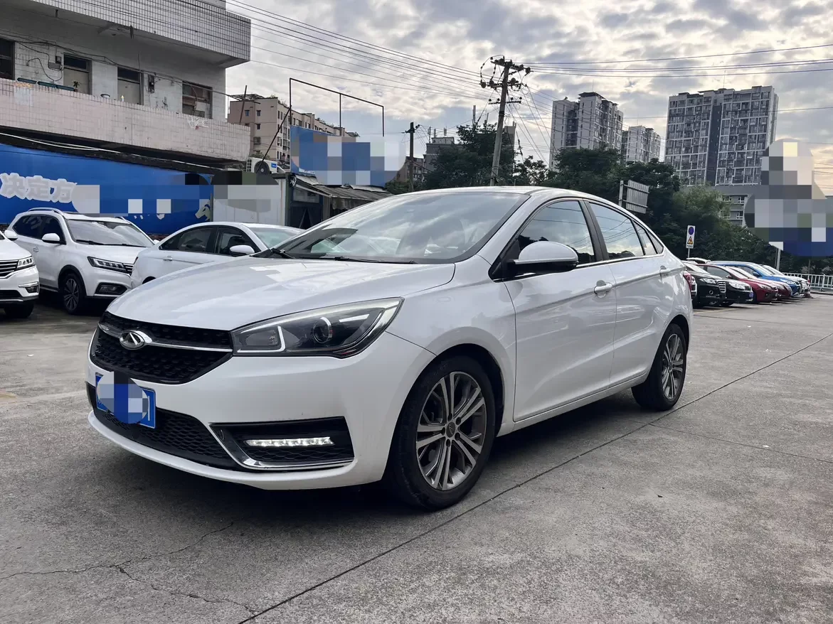 Chery Arrizo 5