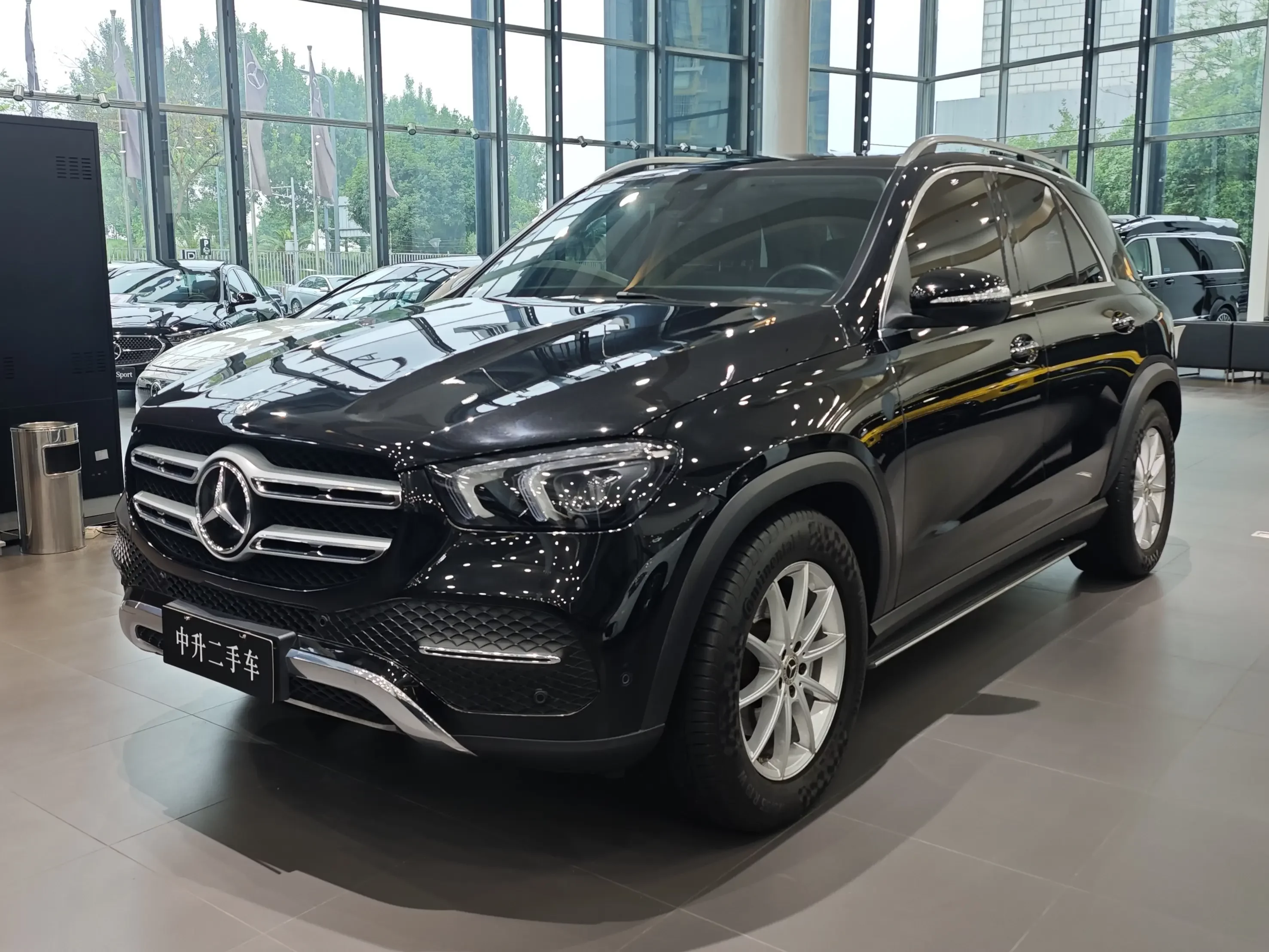 Mercedes-Benz GLE (Imported)