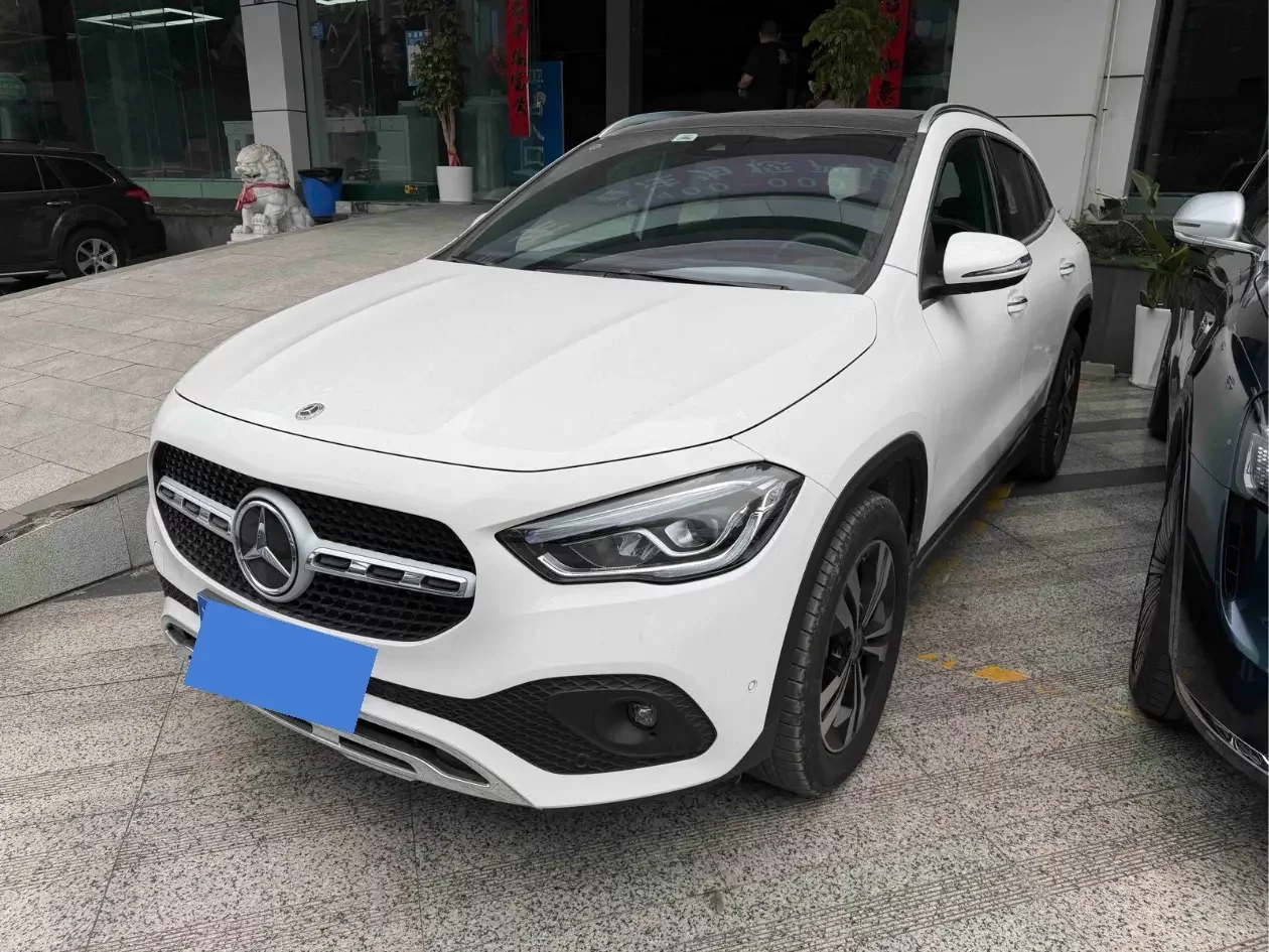 Mercedes-Benz GLA