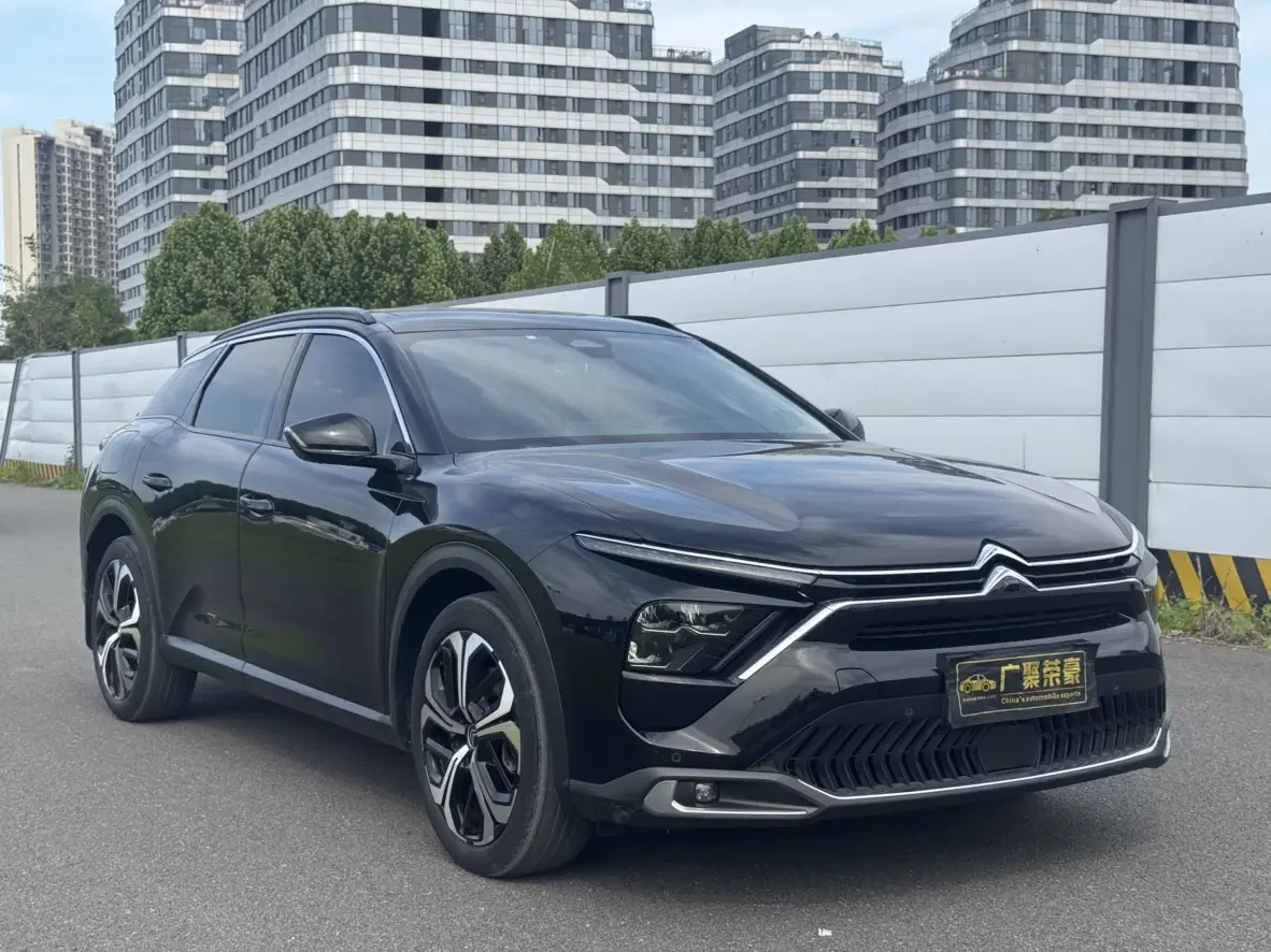 Citroën Versailles C5 X