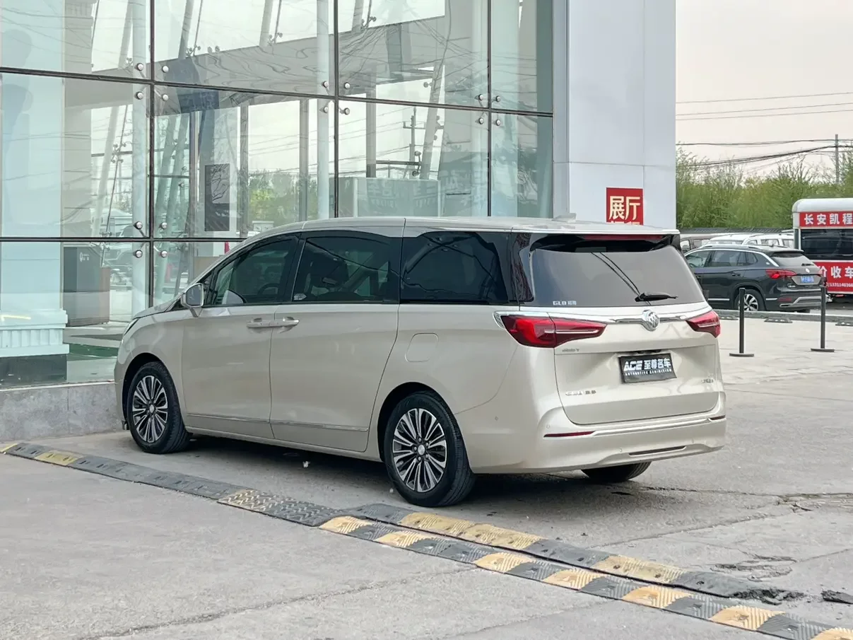 Buick GL8