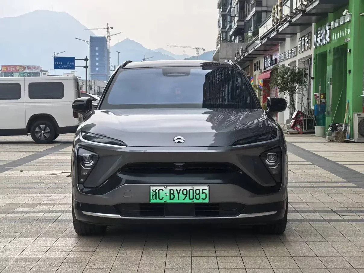 NIO ES6