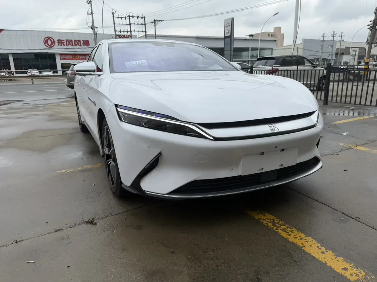 BYD Han EV