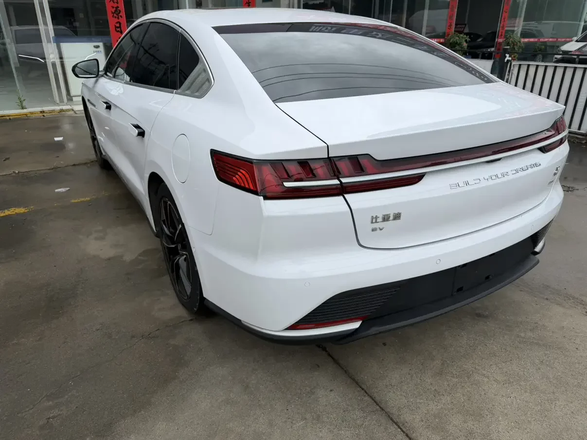 BYD Han EV