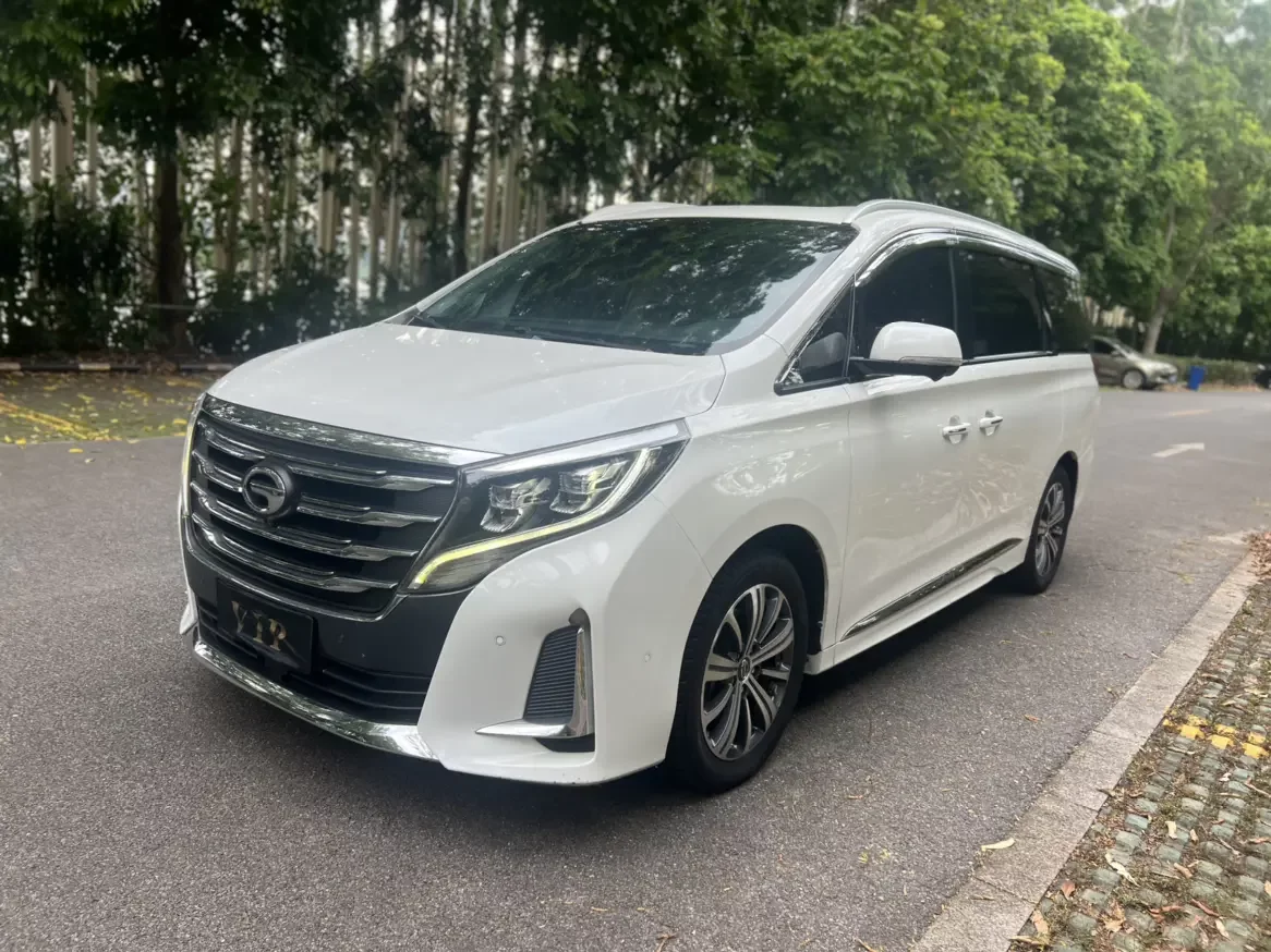 GAC Trumpchi M8  из Китая