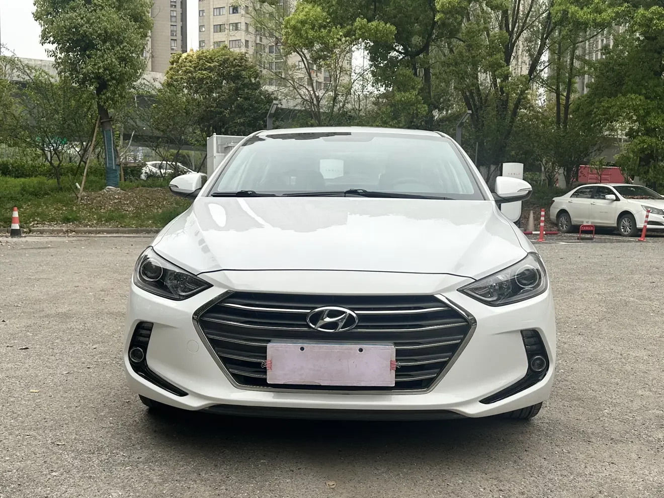 Hyundai lead
