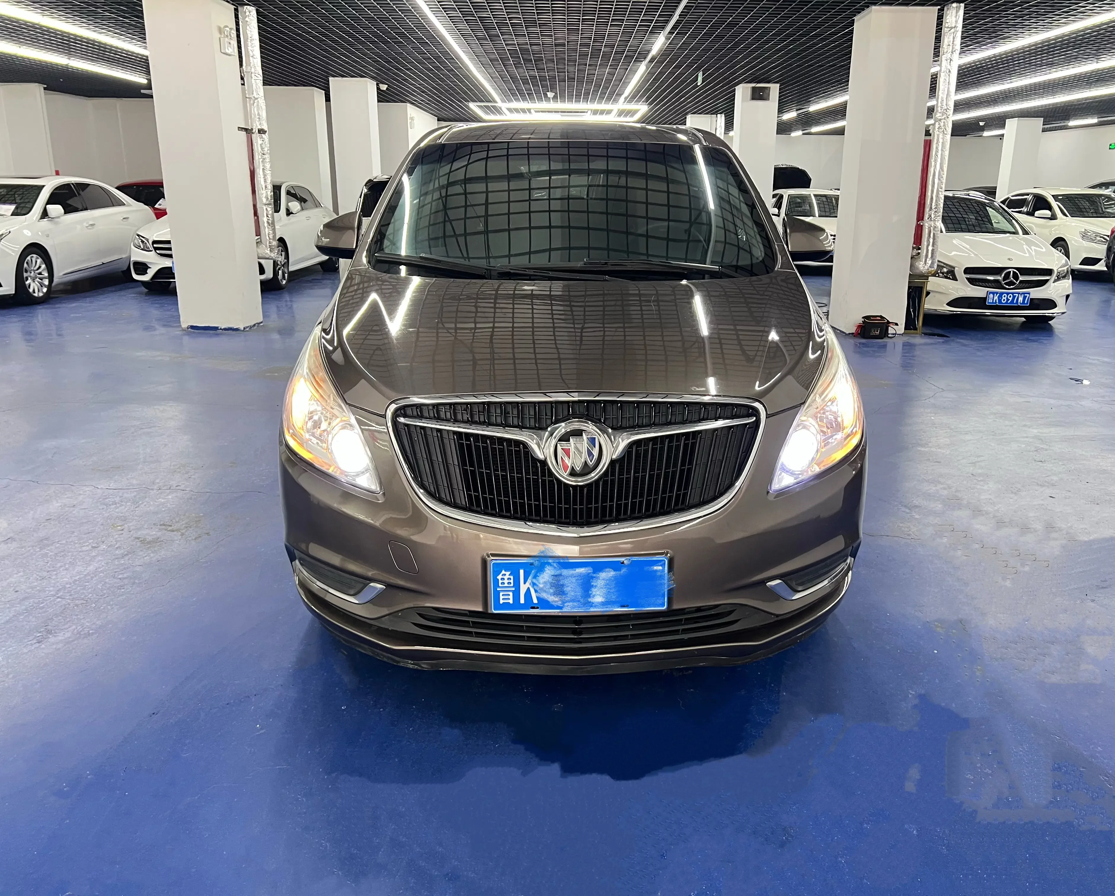 Buick GL8