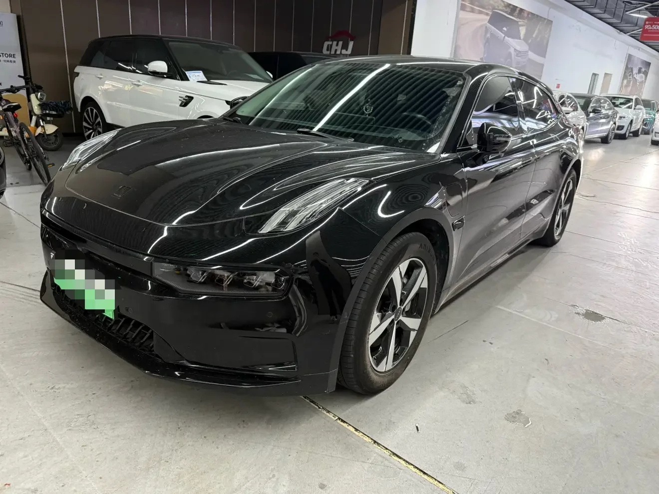 ZEEKR 001