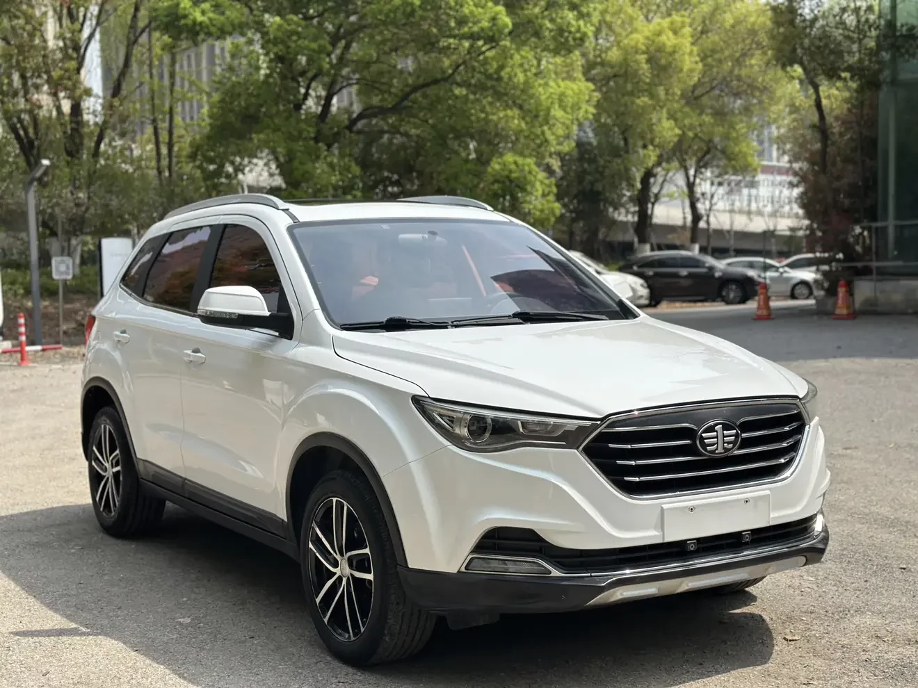 FAW Bestune X40