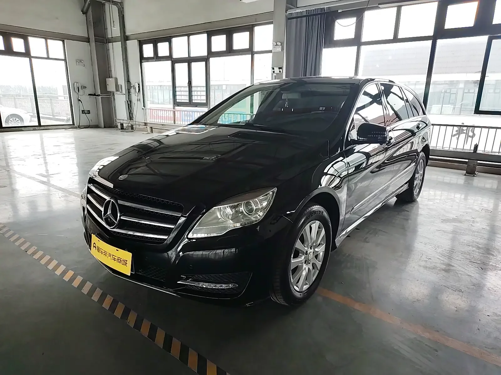 Mercedes-Benz R-Class