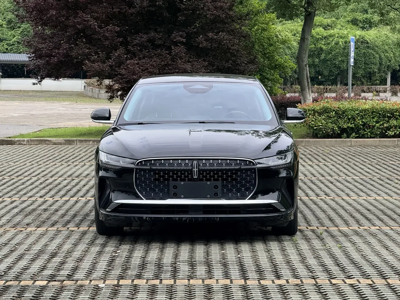 Lincoln Z