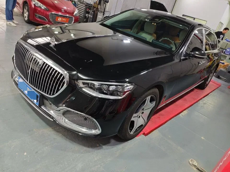 Mercedes-Benz Maybach S-Class