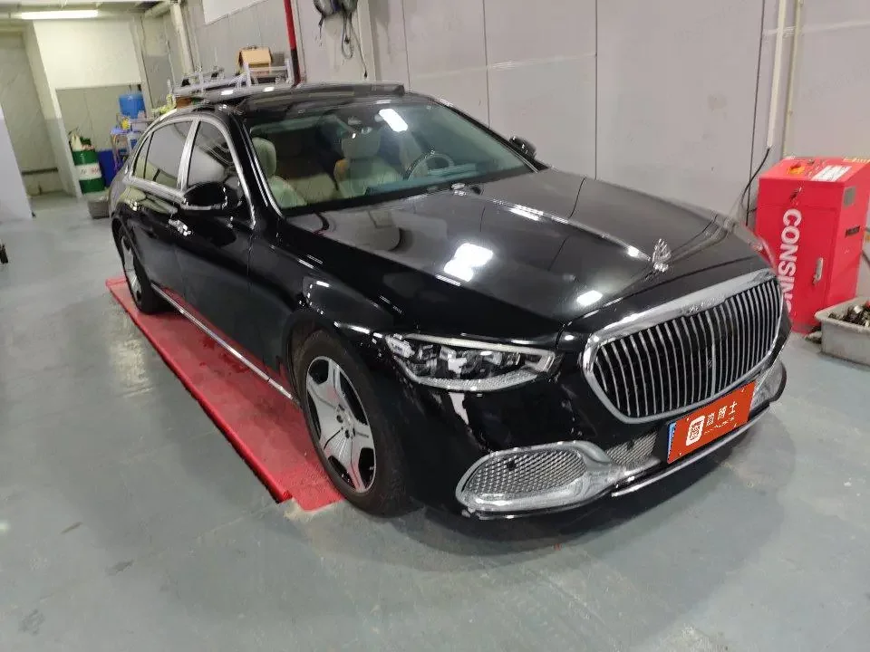 Mercedes-Benz Maybach S-Class