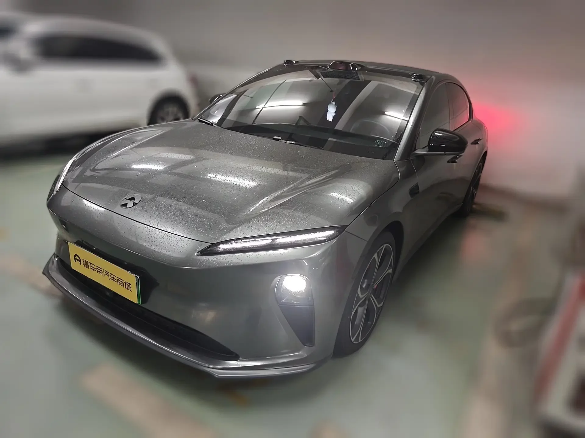 NIO ET5