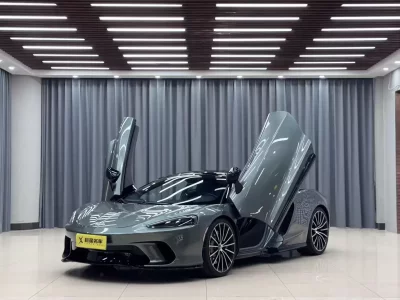 McLaren GT