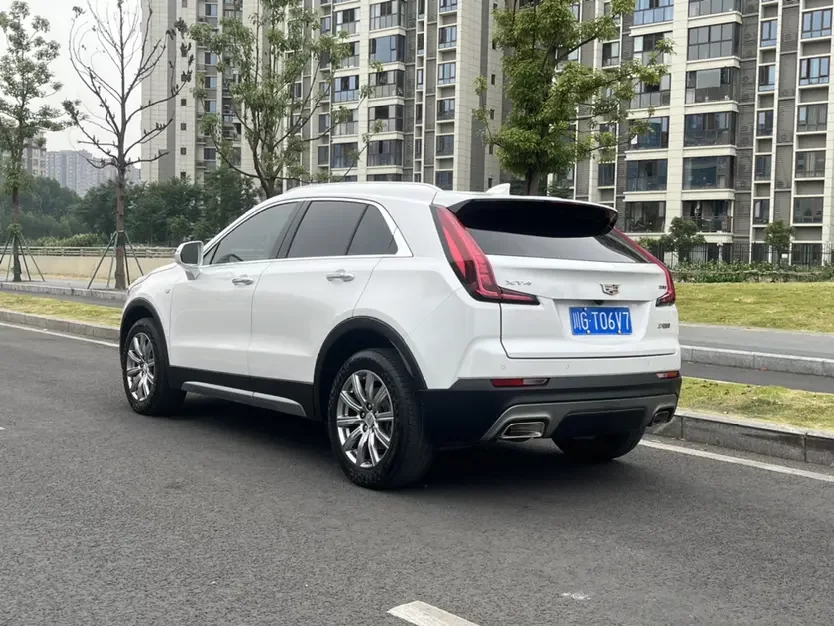 Cadillac XT4