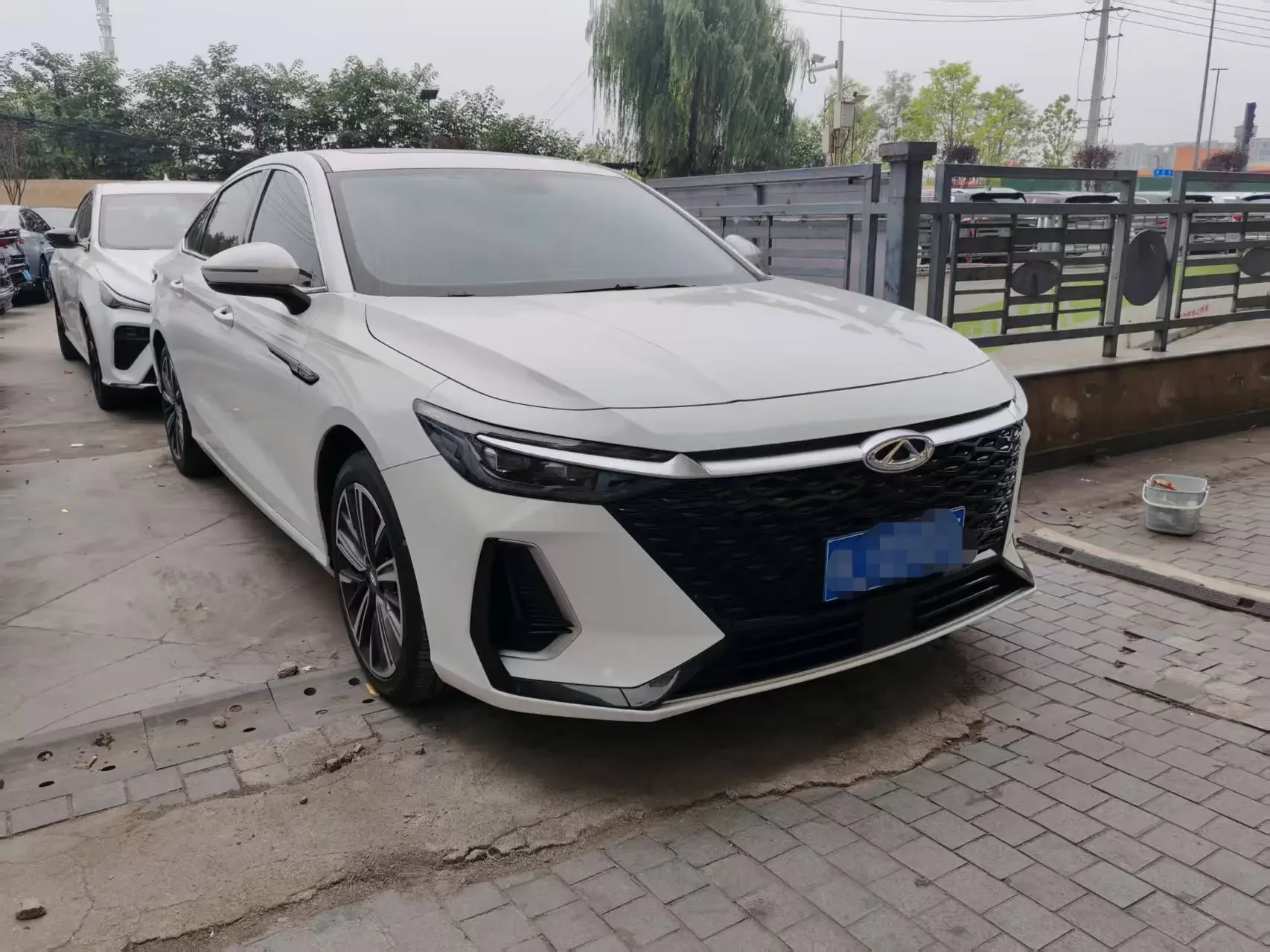 Chery Arrizo 8
