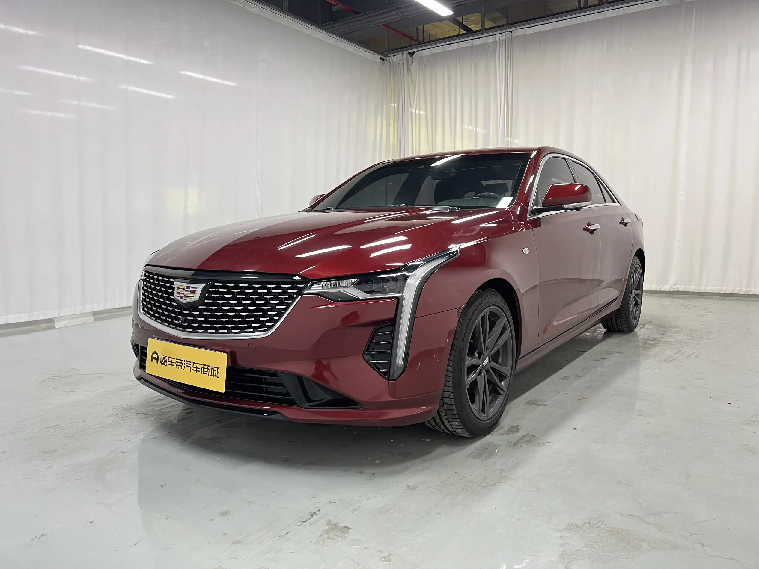 Cadillac CT4