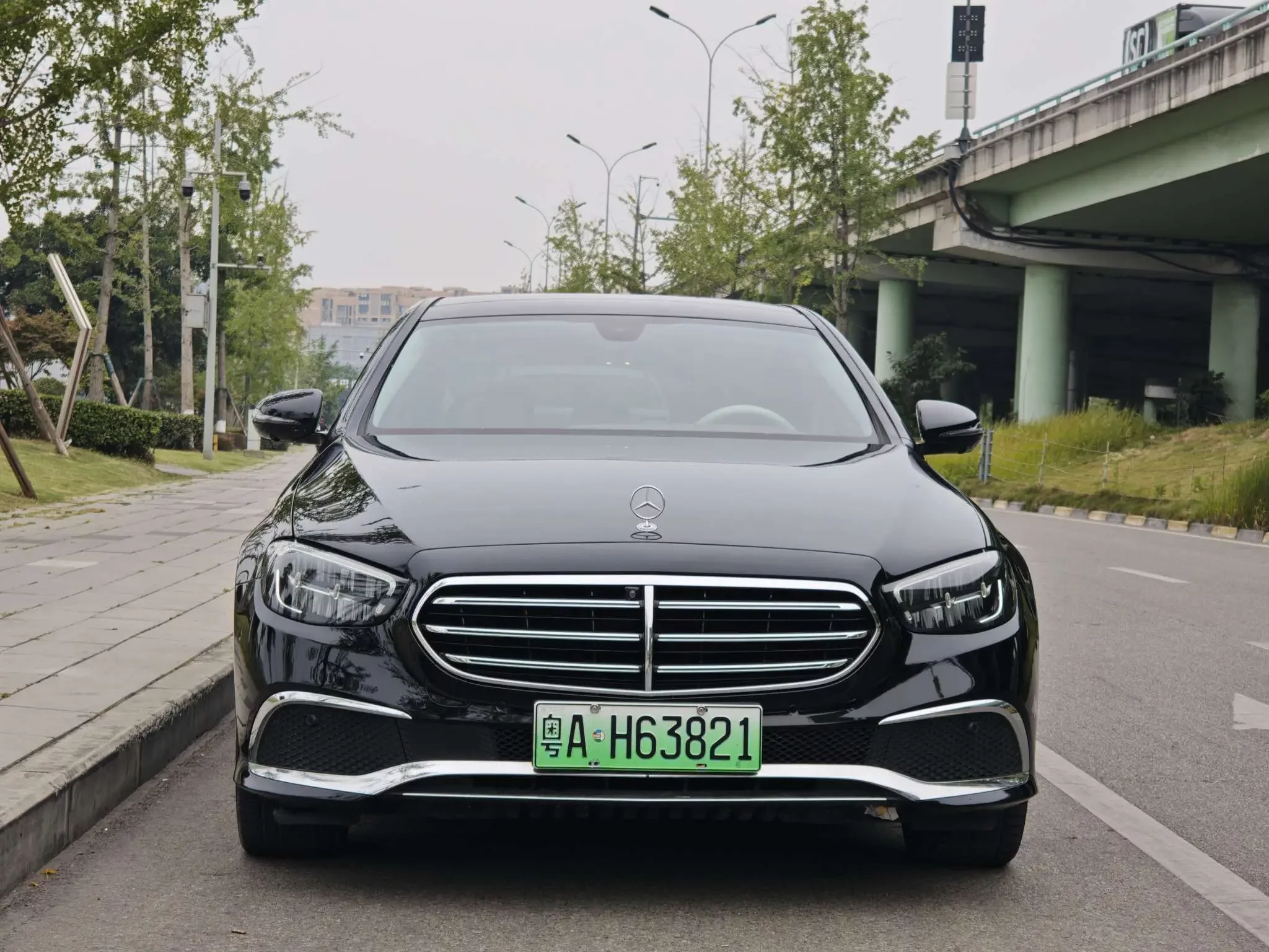 Mercedes-Benz E-Class PHEV