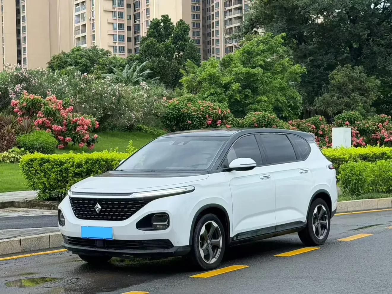 Baojun RM-5